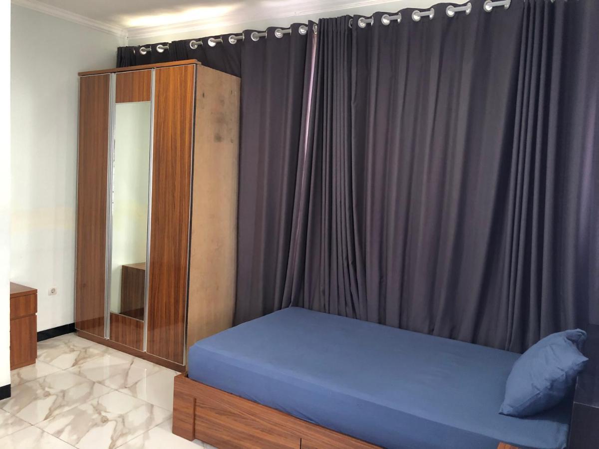 Bening Asri Guesthouse Tangerang Eksteriør bilde