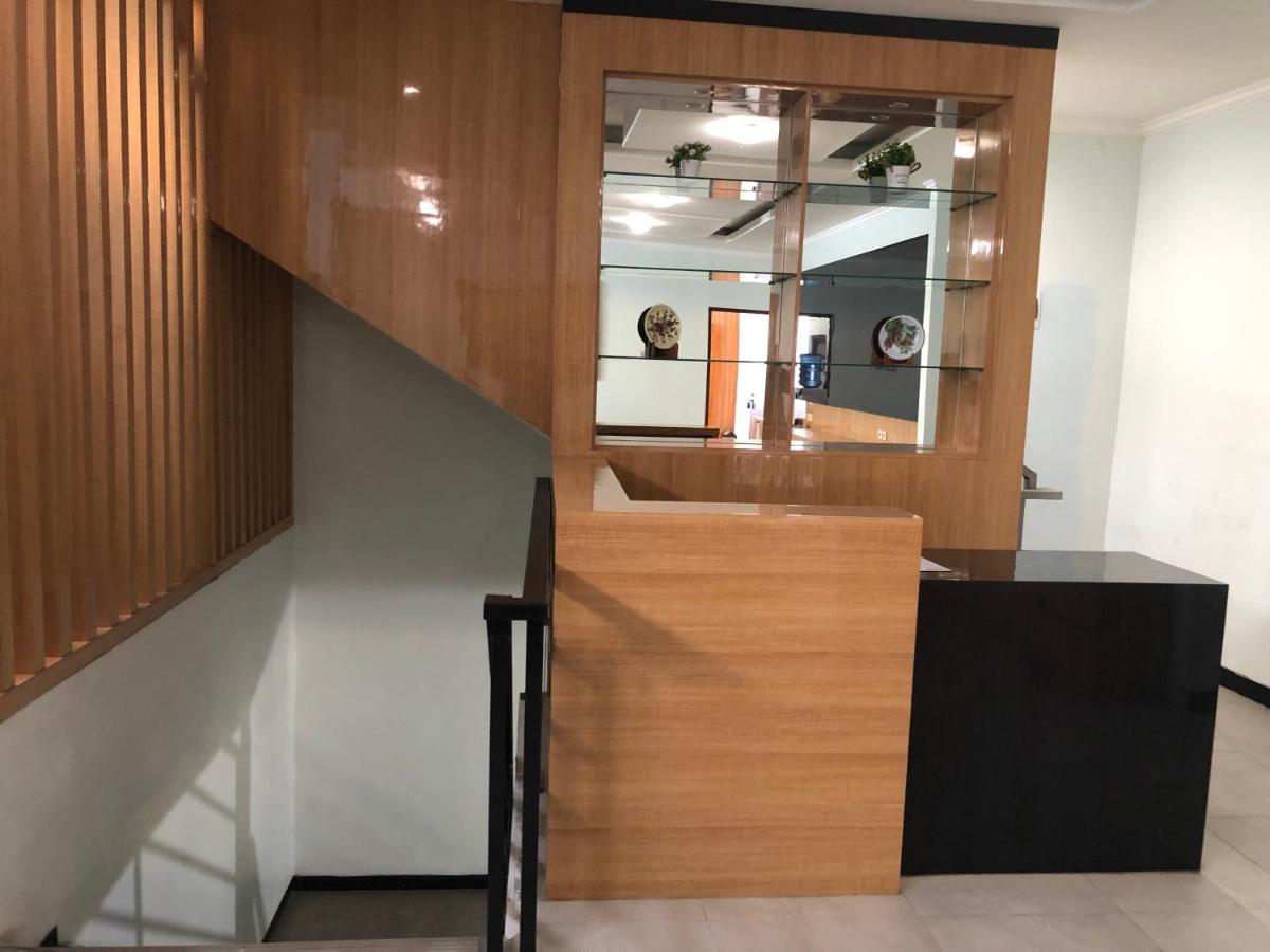 Bening Asri Guesthouse Tangerang Eksteriør bilde